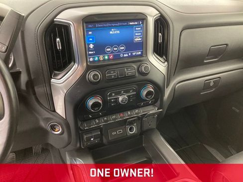 Used 2019 Chevrolet Silverado 1500 LT Trail Boss image 2