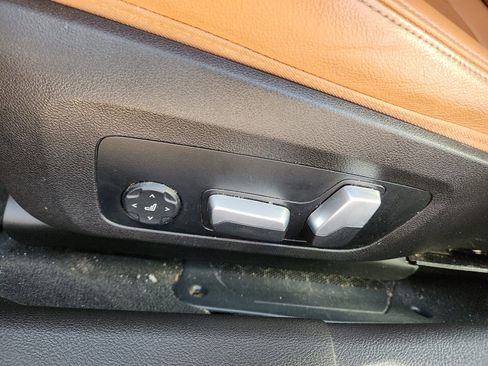 Used 2023 BMW 330i xDrive Sedan image 12