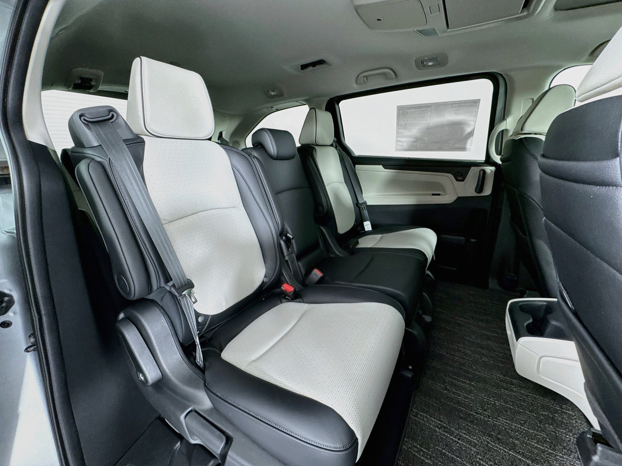 New 2027 Honda Odyssey Elite image 30