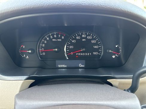 Used 2007 Cadillac DTS w/ Trunk Convenience Package FWD image 38
