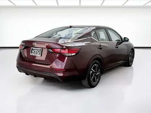 Used 2025 Nissan Sentra SV FWD image 4