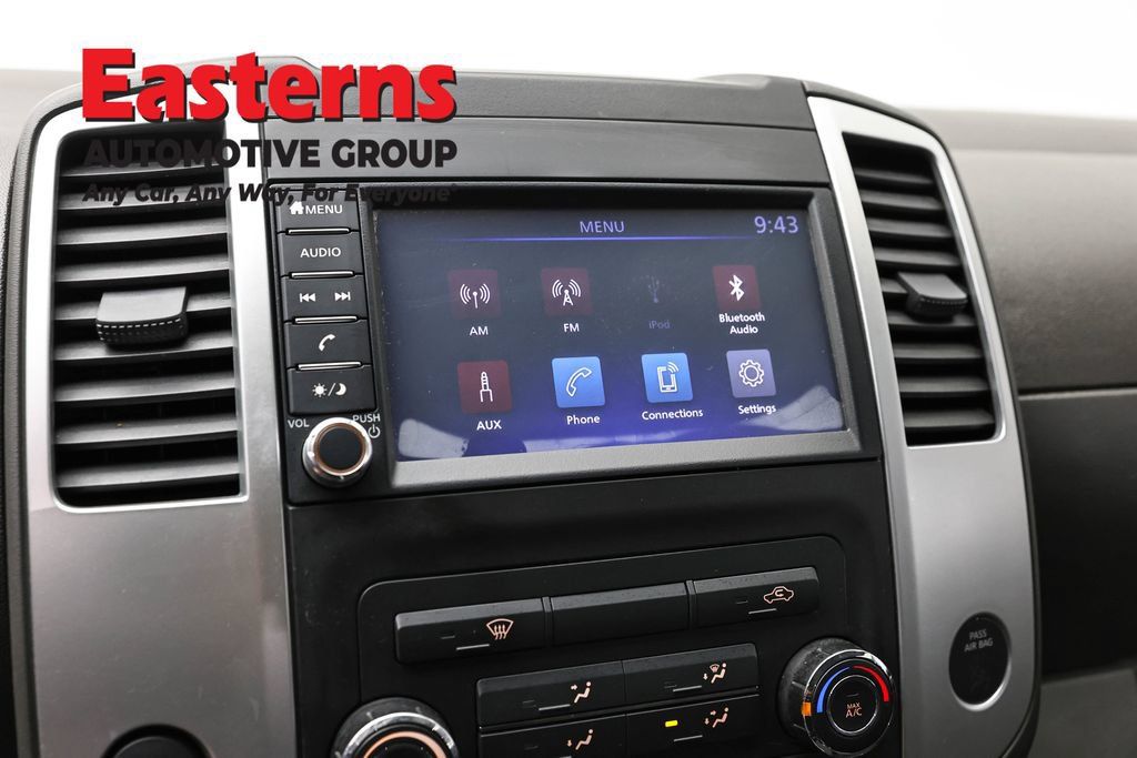 Used 2021 Nissan Frontier SV AWD/4WD image 18