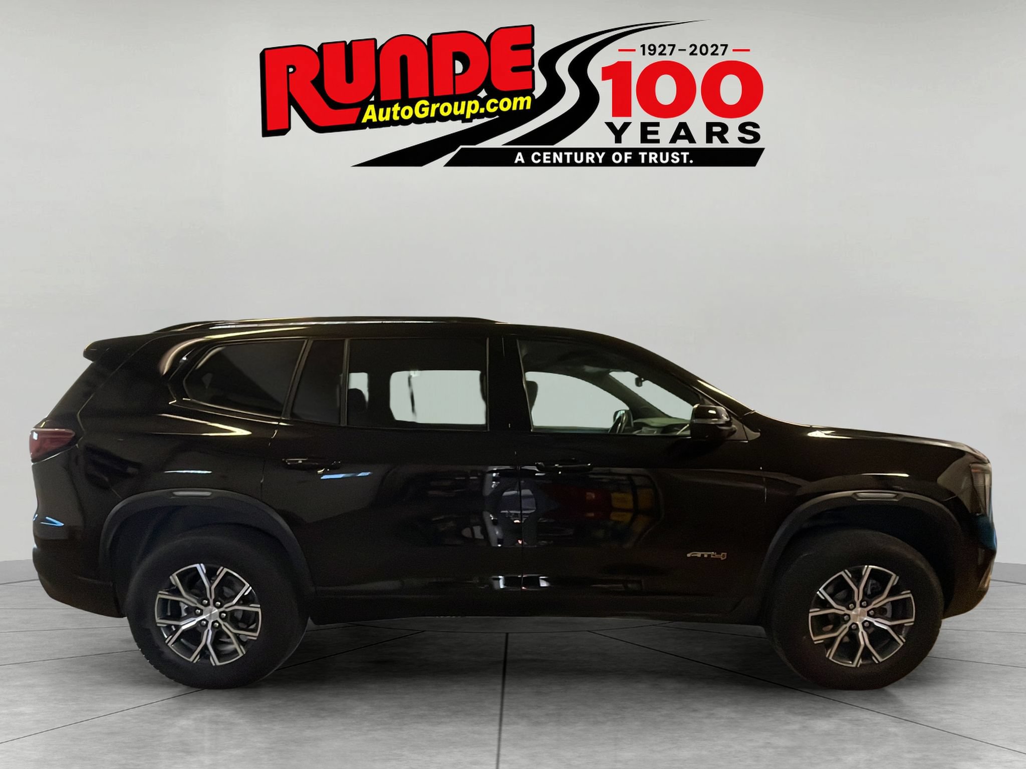 Used 2024 GMC Acadia AT4 w/ Super Cruise Package AWD/4WD image 6