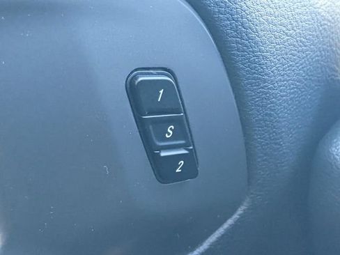 New 2026 Chrysler Pacifica Select FWD image 17