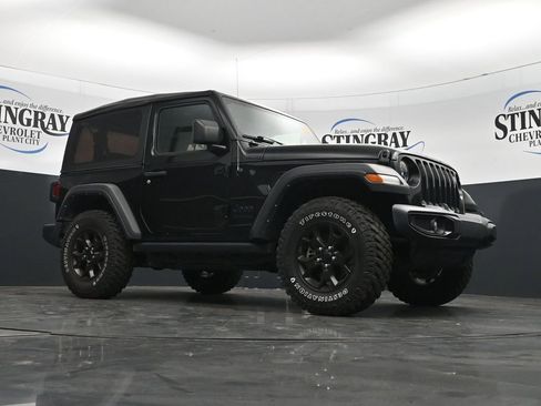Used 2022 Jeep Wrangler Sport AWD/4WD image 26