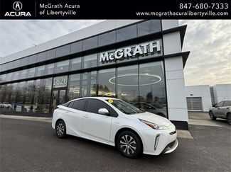 Used 2019 Toyota Prius XLE w/ Advanced Technology Package video 1