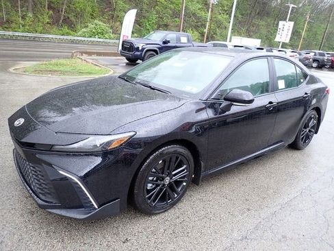 New 2026 Toyota Camry SE FWD image 8