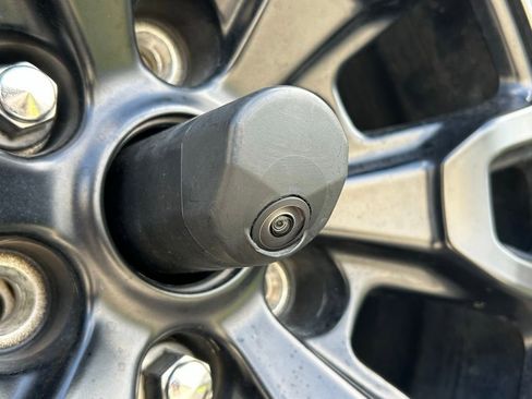 Used 2023 Ford Bronco Raptor image 44