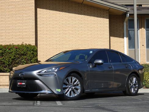 Used 2023 Toyota Mirai image 16