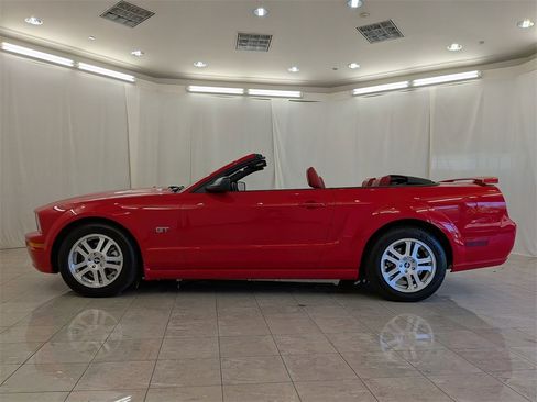 Used 2006 Ford Mustang GT image 5