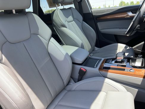 Certified 2023 Audi Q5 2.0T Prestige w/ Prestige Package AWD/4WD image 35