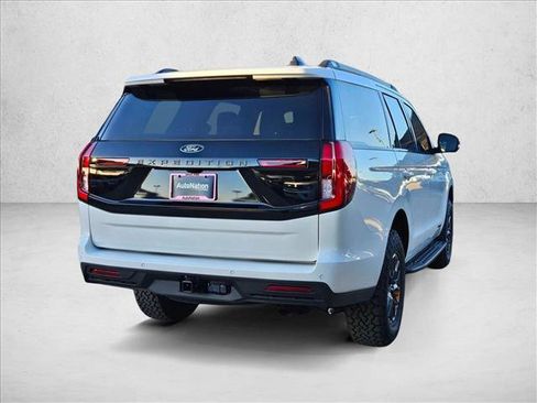 New 2026 Ford Expedition Tremor image 2