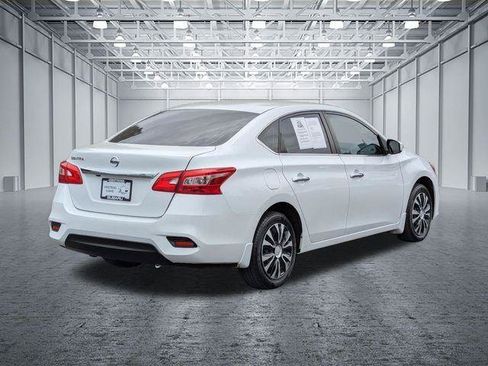 Used 2019 Nissan Sentra S FWD image 5