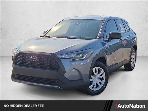 Used 2022 Toyota Corolla Cross L AWD/4WD image 1