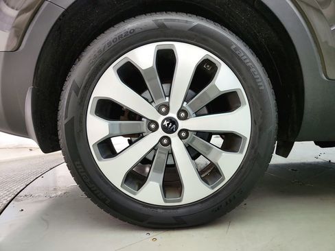Used 2020 Kia Telluride S AWD/4WD image 32