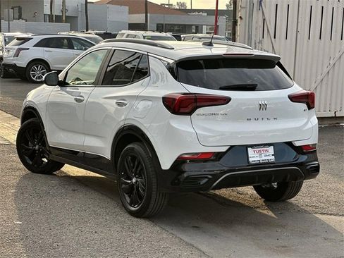 Used 2024 Buick Encore GX Sport Touring image 6
