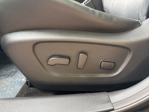 Used 2019 Nissan Rogue SL w/ Premium Package AWD/4WD image 21