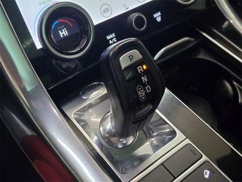Used 2019 Land Rover Range Rover Sport HSE Dynamic image 35