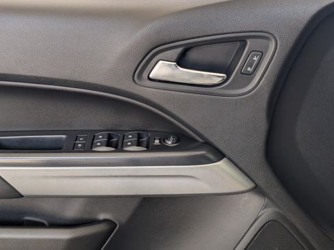 Used 2019 Chevrolet Colorado ZR2 AWD/4WD image 15
