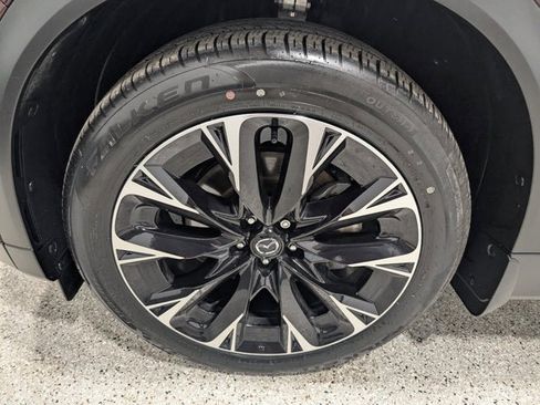 Certified 2025 MAZDA CX-90 Plug-In Hybrid w/ Premium Plus image 9