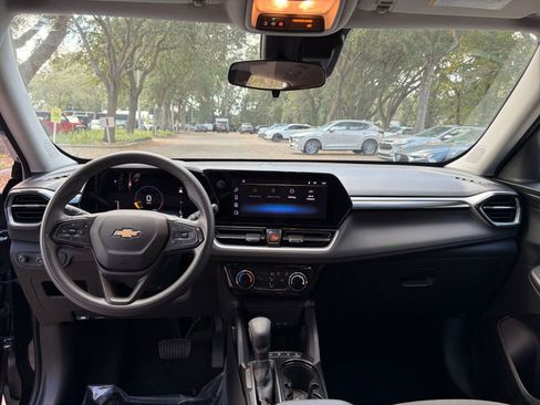 Used 2025 Chevrolet TrailBlazer LT image 27