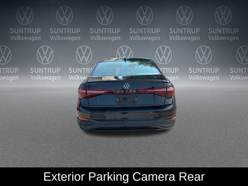 Used 2025 Volkswagen Jetta Sport FWD image 4
