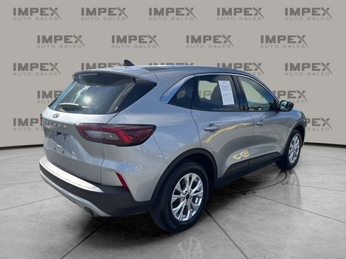 Used 2024 Ford Escape Active w/ Cold Weather Package image 5