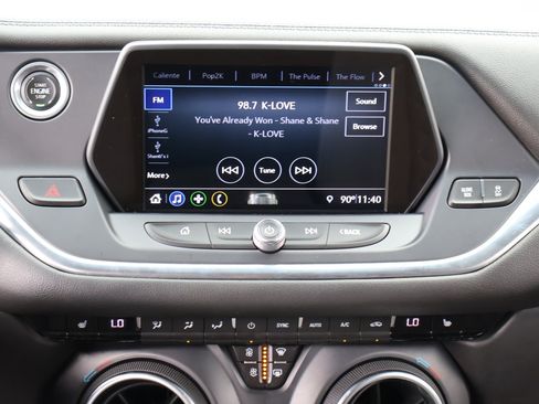 Used 2019 Chevrolet Blazer LT FWD image 3