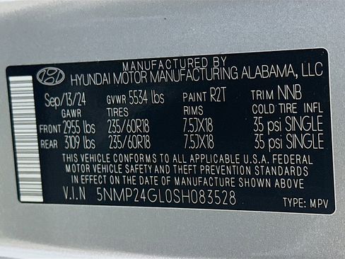 Used 2025 Hyundai Santa Fe SEL FWD image 12