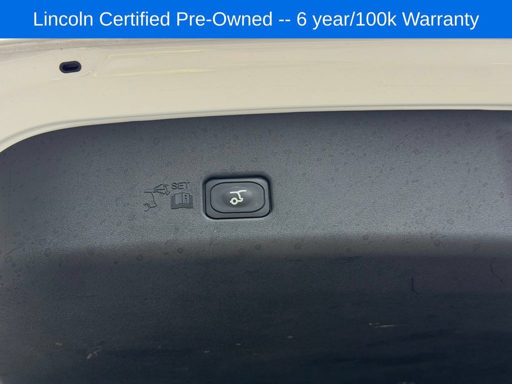 Certified 2024 Lincoln Nautilus Reserve AWD/4WD image 23