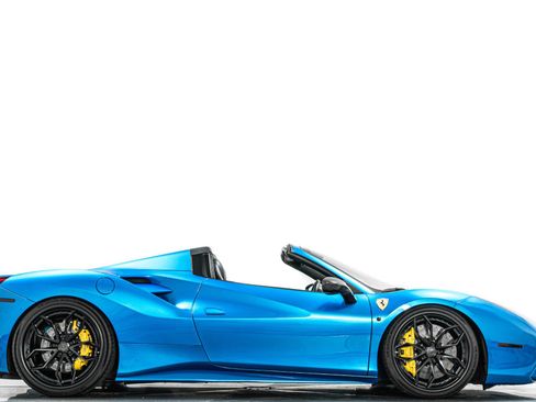 Used 2017 Ferrari 488 Spider RWD image 2
