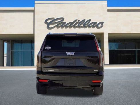 Certified 2024 Cadillac Escalade Sport Platinum image 5