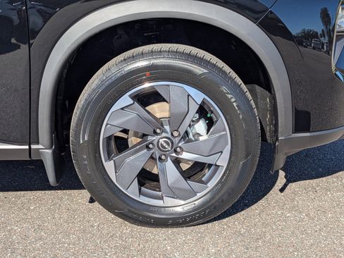 New 2026 Nissan Rogue SV image 10