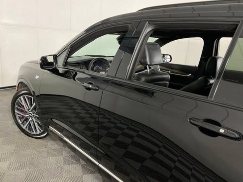 Used 2024 Cadillac XT6 Sport w/ Platinum Package AWD/4WD image 36