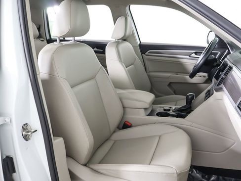 Used 2020 Volkswagen Atlas SE w/ Panoramic Sunroof Package image 32