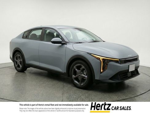 Used 2025 Kia K4 FWD image 1