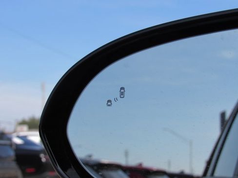 Used 2018 Kia Niro EX image 20