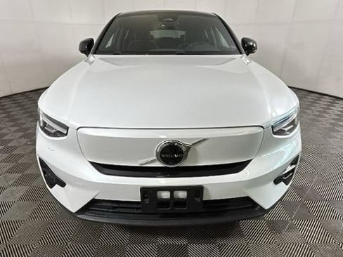 Used 2023 Volvo C40 P8 Recharge Ultimate AWD/4WD image 7