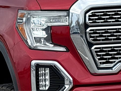 Used 2022 GMC Sierra 1500 Denali w/ Denali Premium Package image 21