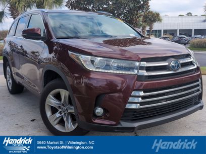 Used 2017 Toyota Highlander Limited