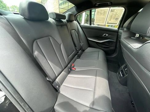 Used 2025 BMW 330i xDrive Sedan AWD/4WD image 33