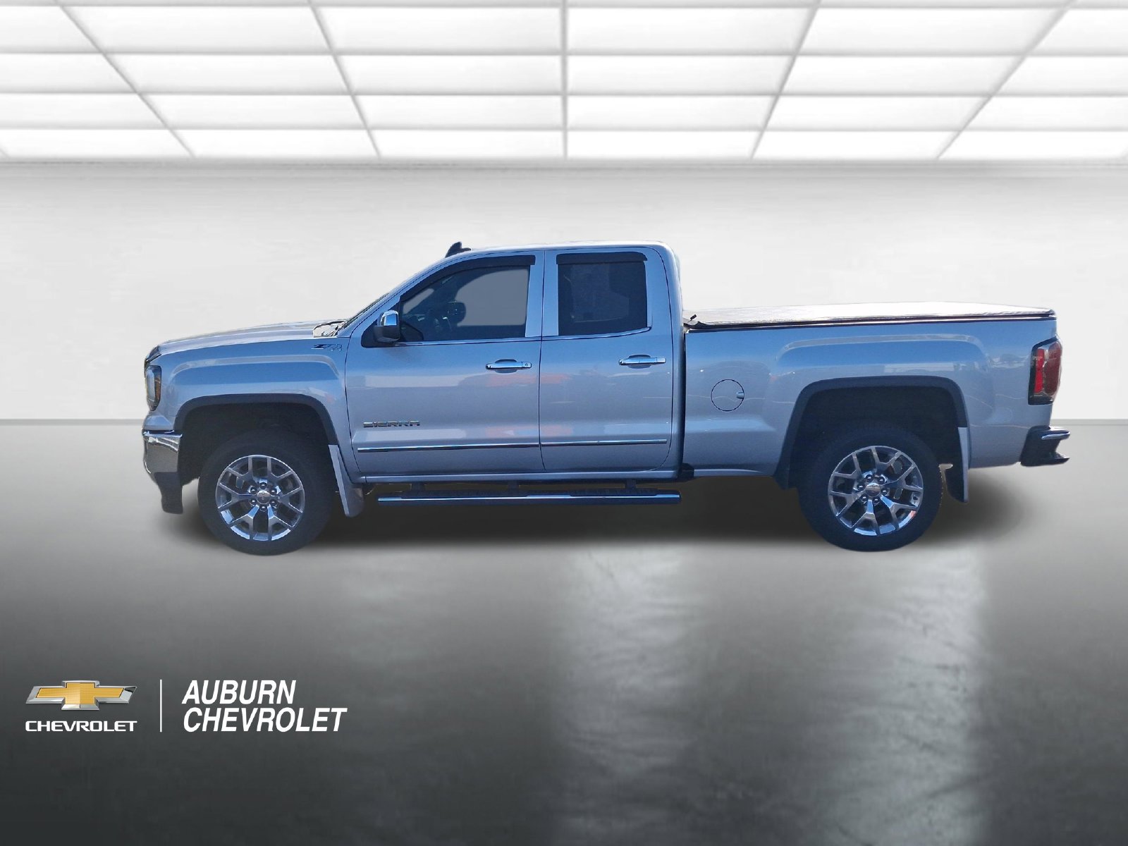 Certified 2017 GMC Sierra 1500 SLT w/ SLT Premium Package AWD/4WD image 6