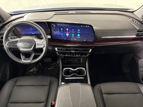 Certified 2025 Chevrolet Traverse Z71 AWD/4WD image 37