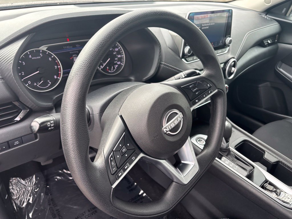 Used 2024 Nissan Sentra SV FWD image 13