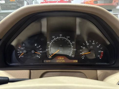 Used 1999 Mercedes-Benz E 320 Sedan image 83