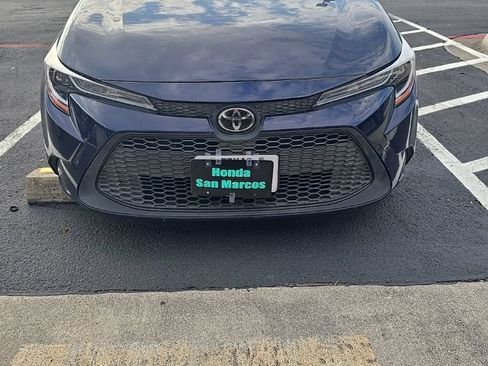 Used 2021 Toyota Corolla LE FWD image 1