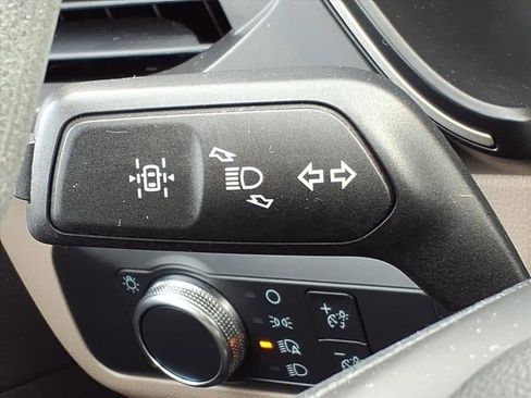 Certified 2020 Ford Escape SE image 25