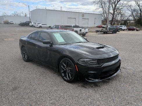 Used 2021 Dodge Charger R/T w/ Plus Group image 7