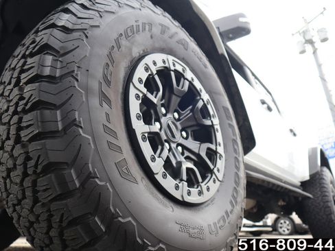 Used 2024 Ford Bronco Raptor image 11