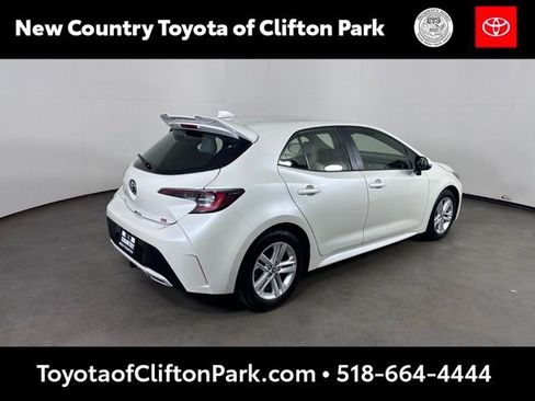 Used 2019 Toyota Corolla SE w/ SE Option Package FWD image 3